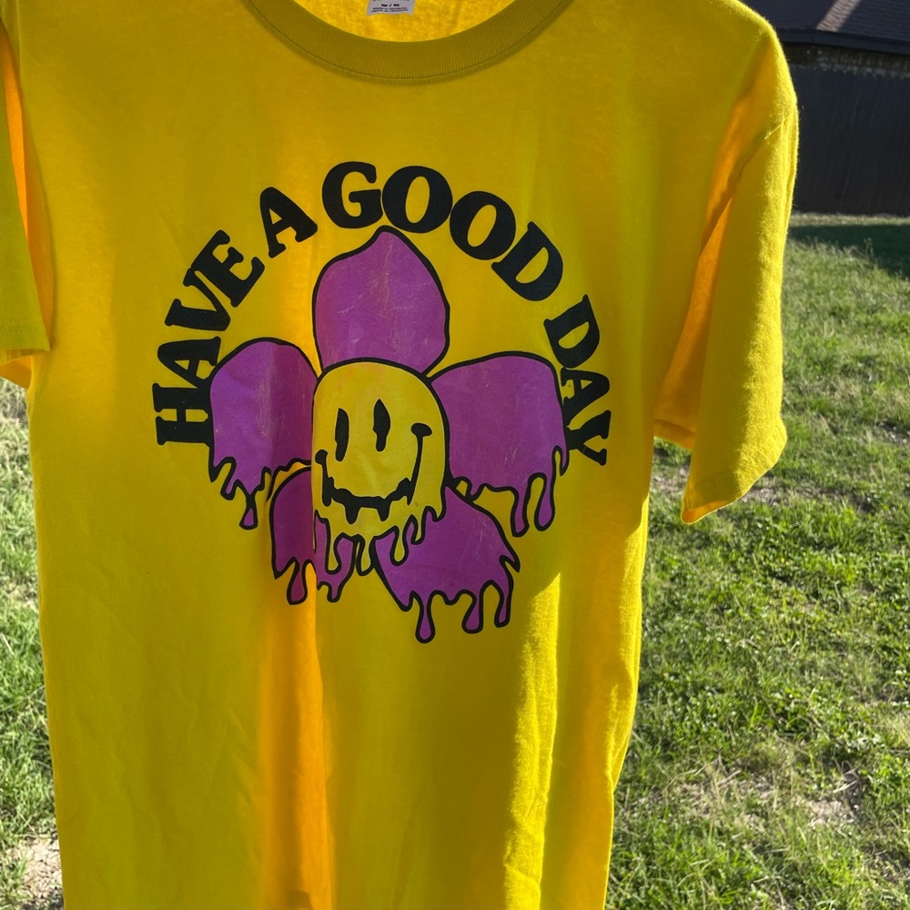 Y2k Hanes Have a Good day groovy melted smiley face flower short sleeve tee